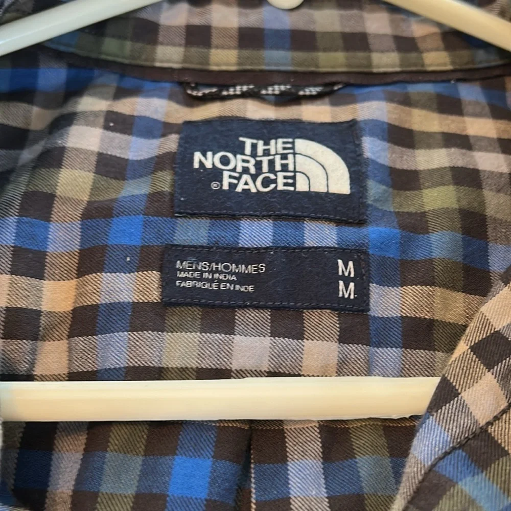 The north face men’s button down plaid shirt